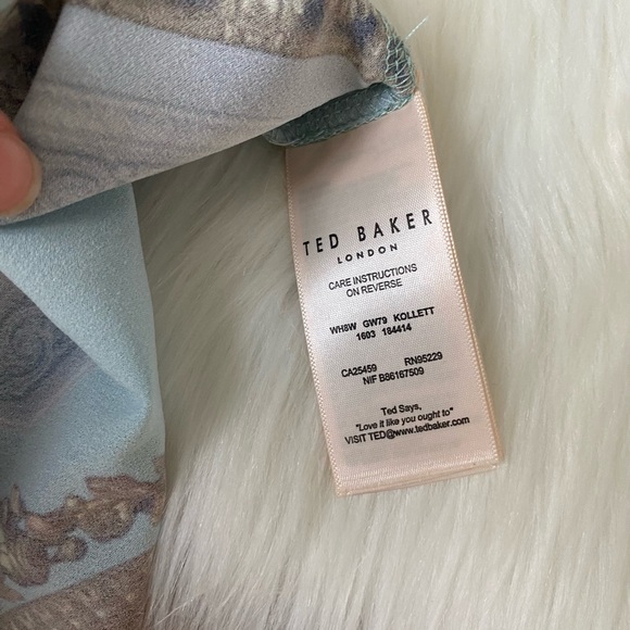 Ted Baker Kollett - Like New - Picture 6 of 6